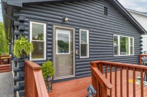 Kozy Home with Saratoga Lake View